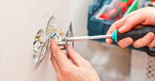 Электромонтажные работы Чебаркуль цена 461 руб Электрика под ключ